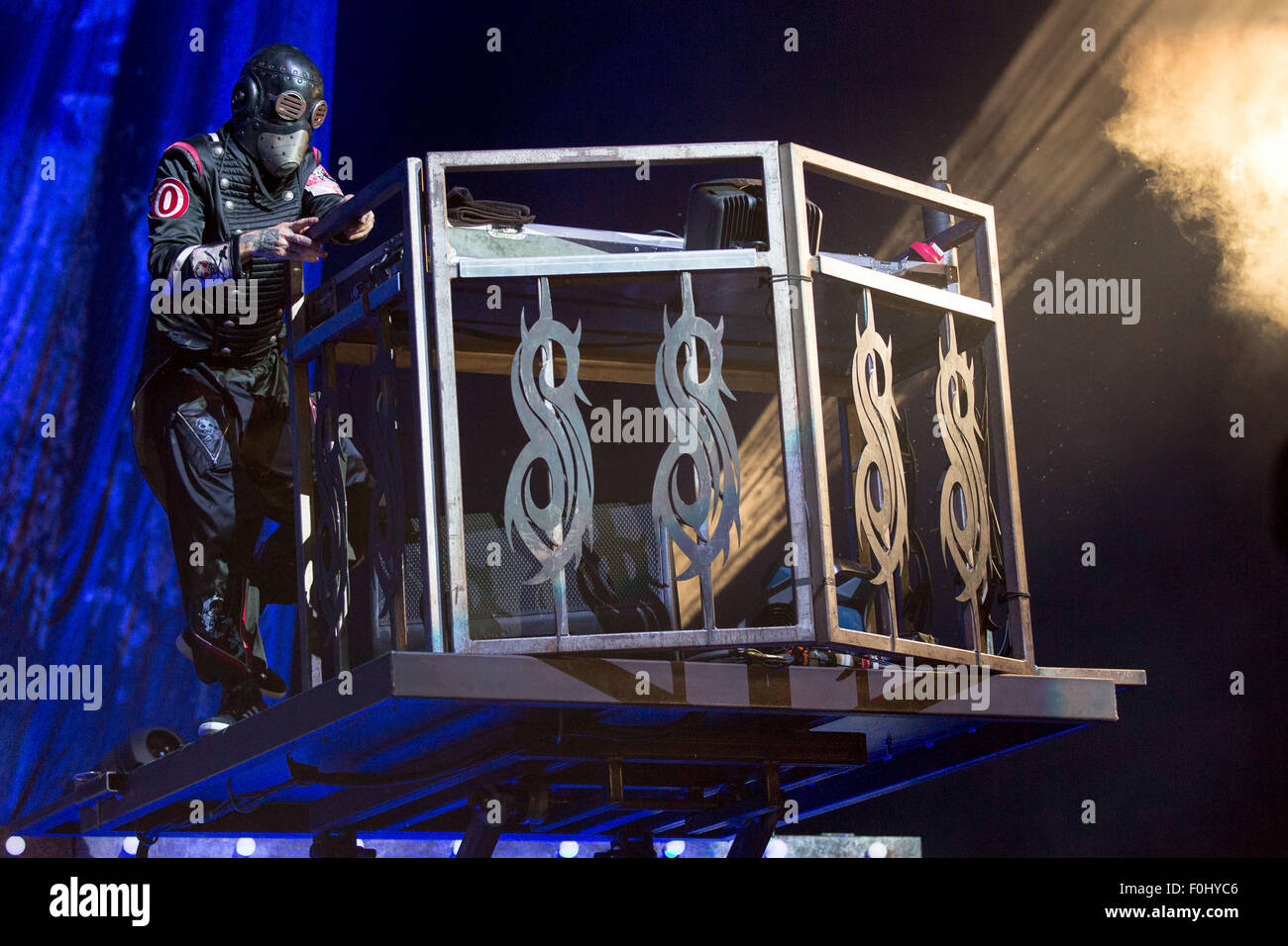 Tinley Park, Illinois, USA. 15th Aug, 2015. SID WILSON of Slipknot performs live on the 'Summer's Last Stand' tour at the Hollywood Casino Amphitheatre in Tinley Park, Illinois Credit:  Daniel DeSlover/ZUMA Wire/Alamy Live News Stock Photo