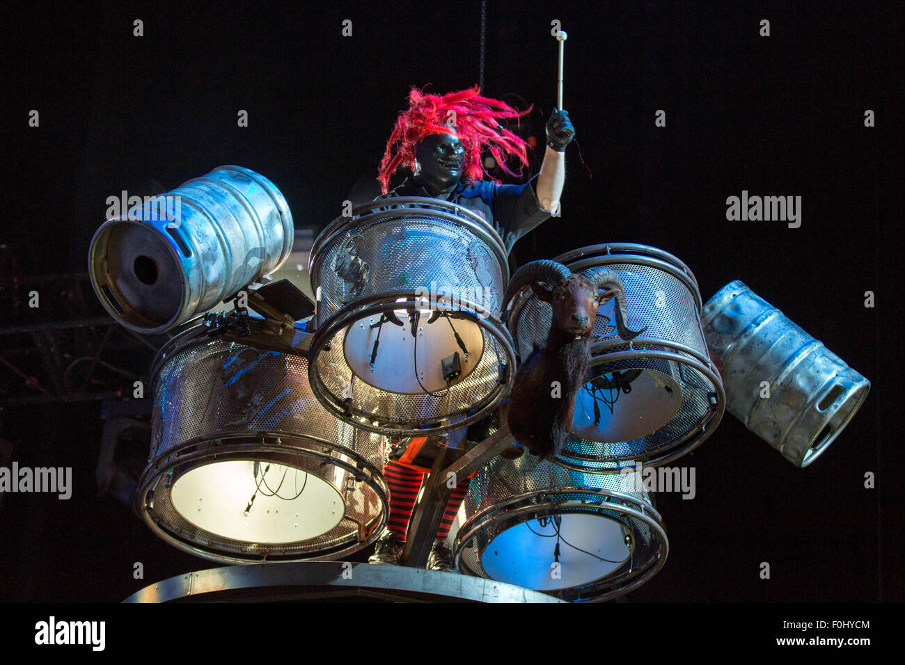 Tinley Park, Illinois, USA. 15th Aug, 2015. Percussionist SHAWN CRAHAN