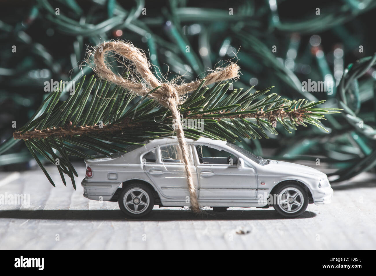 Small car christmas tree hi res stock photography and images Alamy