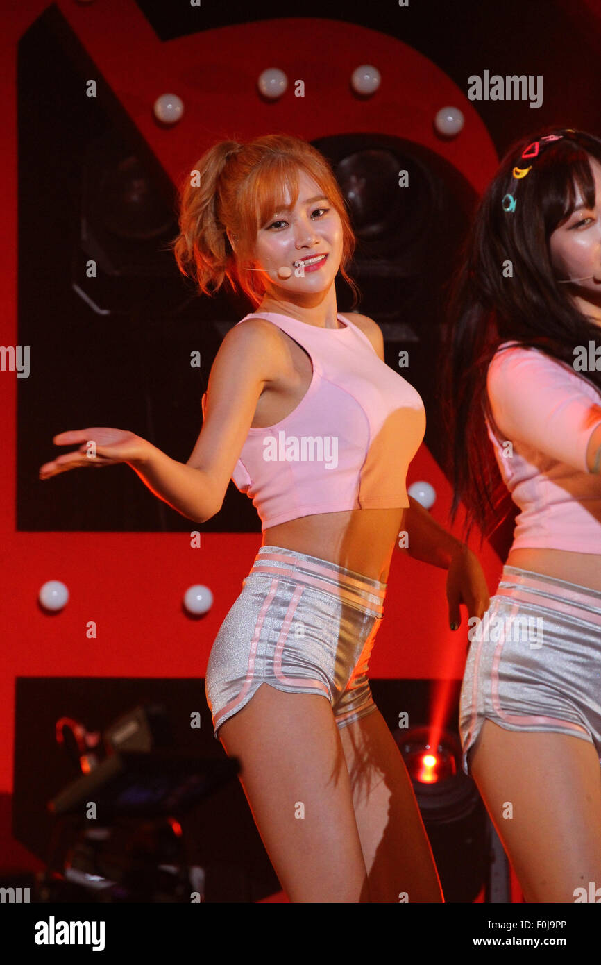 Aoa aug 2015 south k pop hi-res stock photography and images