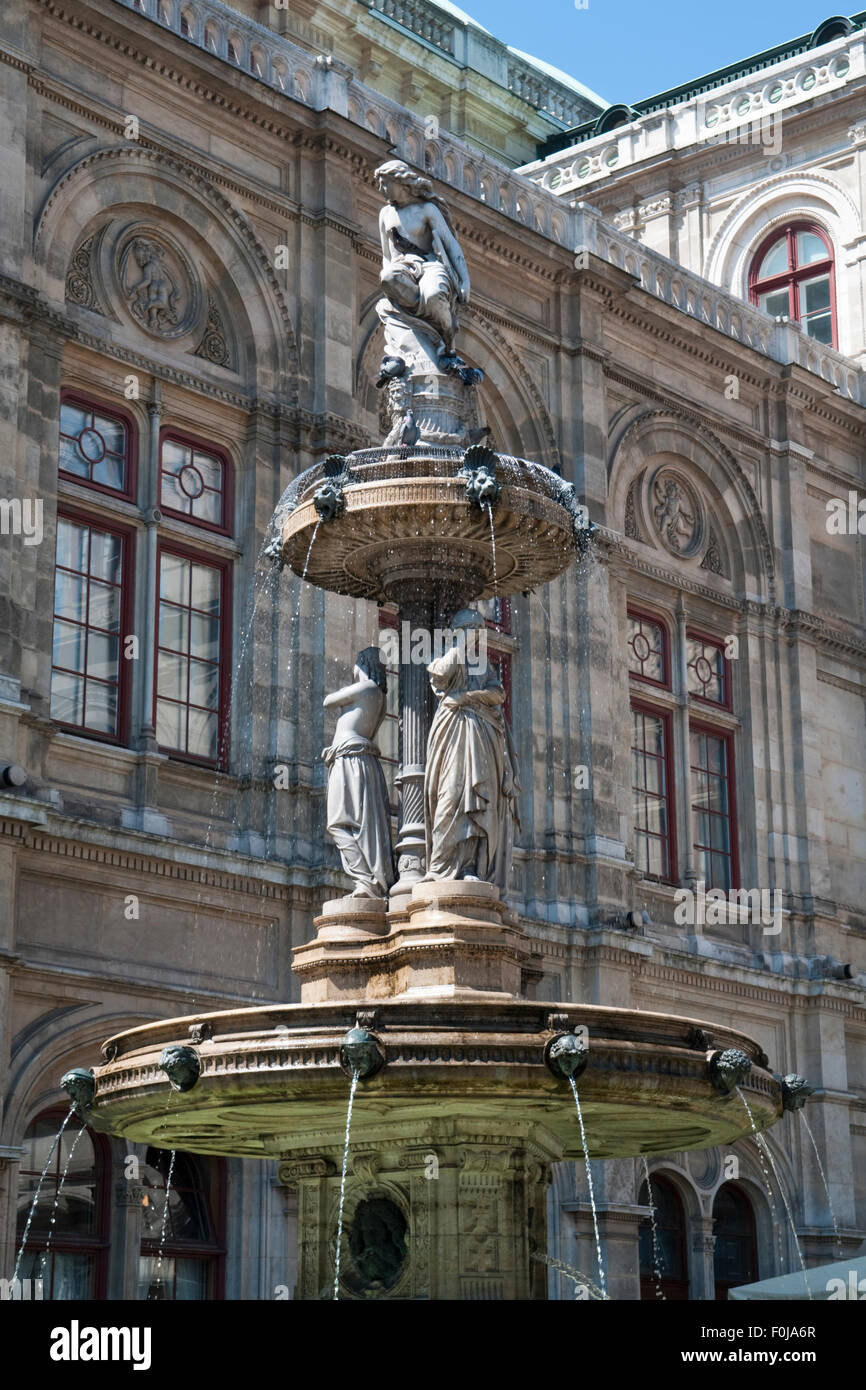 The Lorelei Fountain outside the Vienna State Opera Stock Photo - Alamy