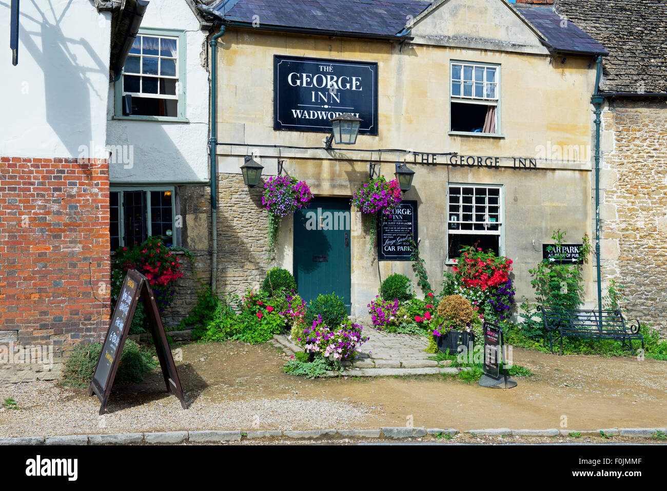 The George Inn, in the village of Lacock, Wiltshire, England UK Stock Photo