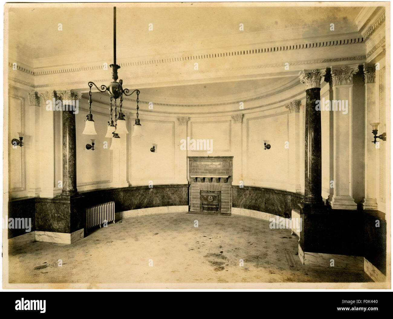 The Reception Room for Daughters of the Confederacy is a historical ...