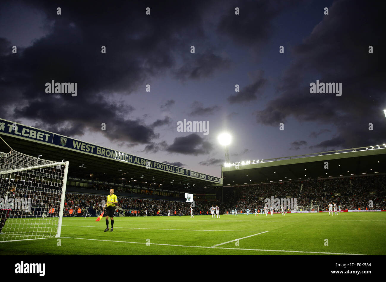 West Bromwich, UK. 10th Aug, 2015. General view of the Hawthorns under floodlight - English Premier League - WBA v Manchester City - The Hawthorns Stadium - West Bromwich - England - 10th August 2015 - Picture Simon Bellis/Sportimage/CSM/Alamy Live News Stock Photo