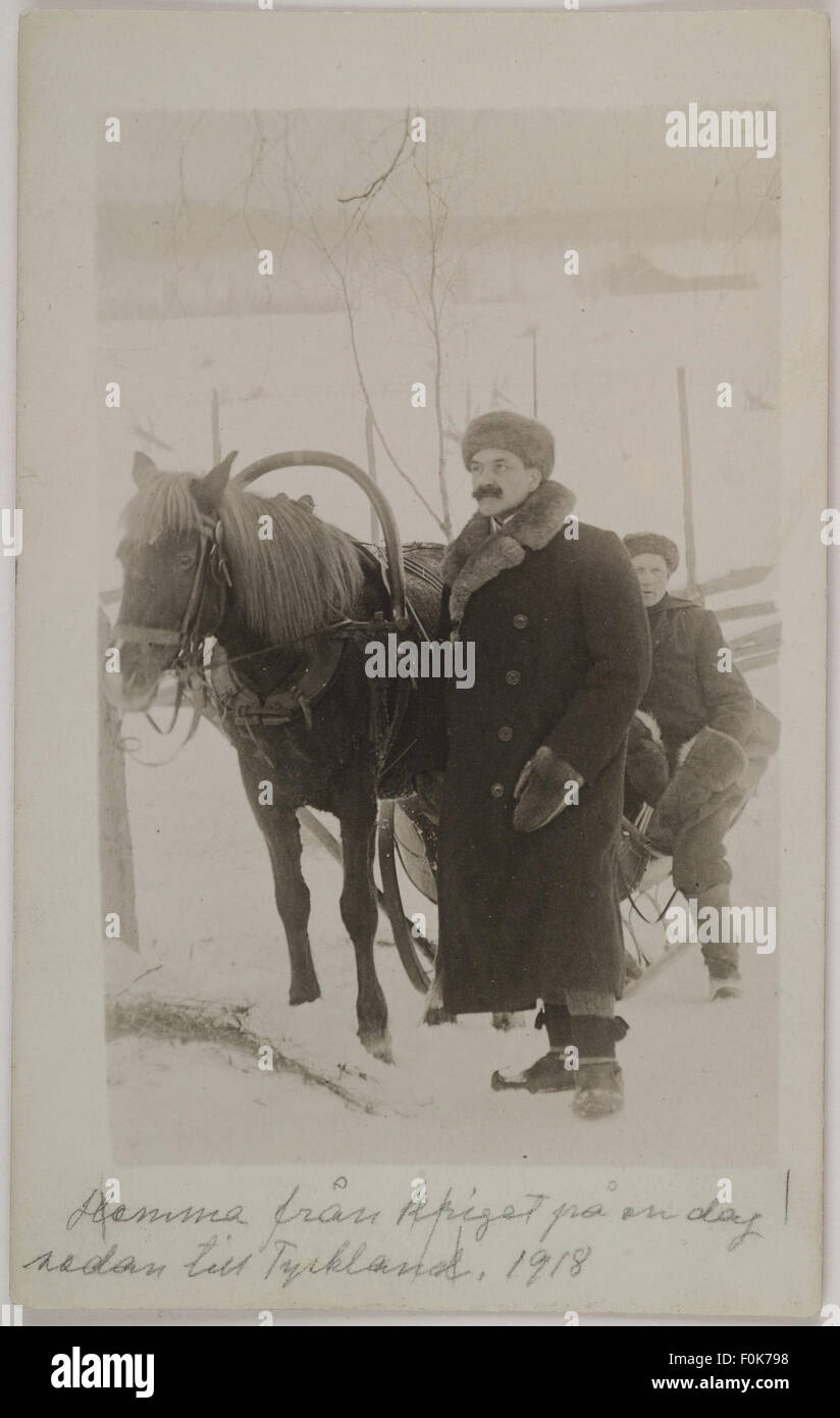 Akseli Gallen-Kallela come home to Ruovesi for one day before travelling to Germany during the Finnish Civil War, 1918. Akseli Gallen-Kallela come home to Ruovesi for one day before Stock Photo