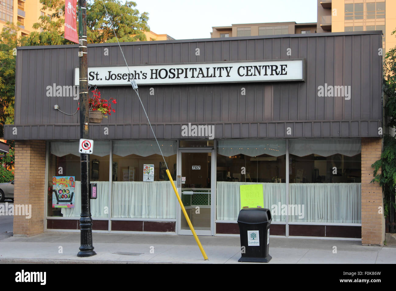 St. Joseph's Hospitality Centre - 707 Dundas St. E. St Joseph's Hospitality Centre - 707 Dundas St E Stock Photo