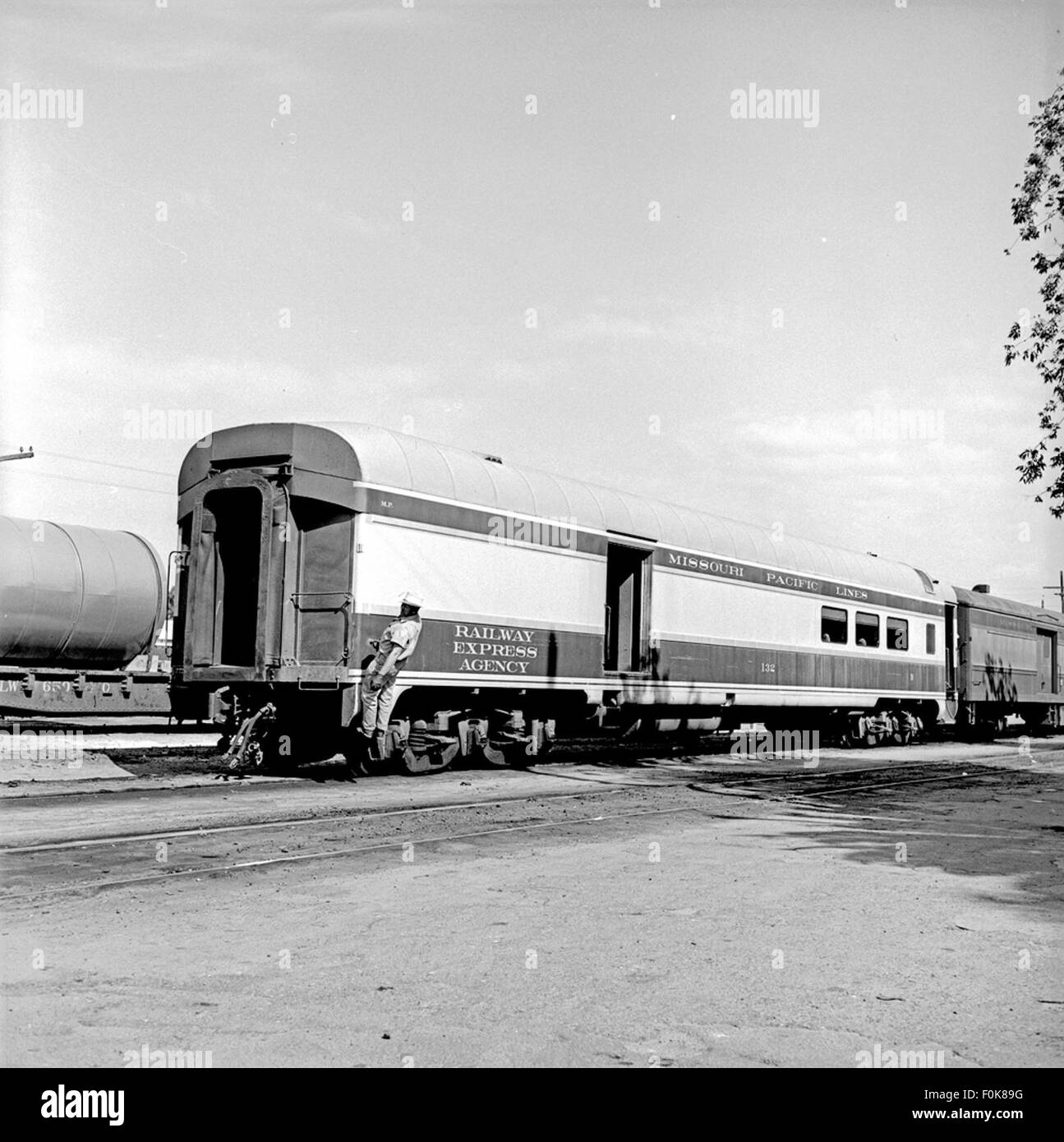 [Missouri Pacific, Passenger and Baggage Car No. 132] Stock Photo Alamy