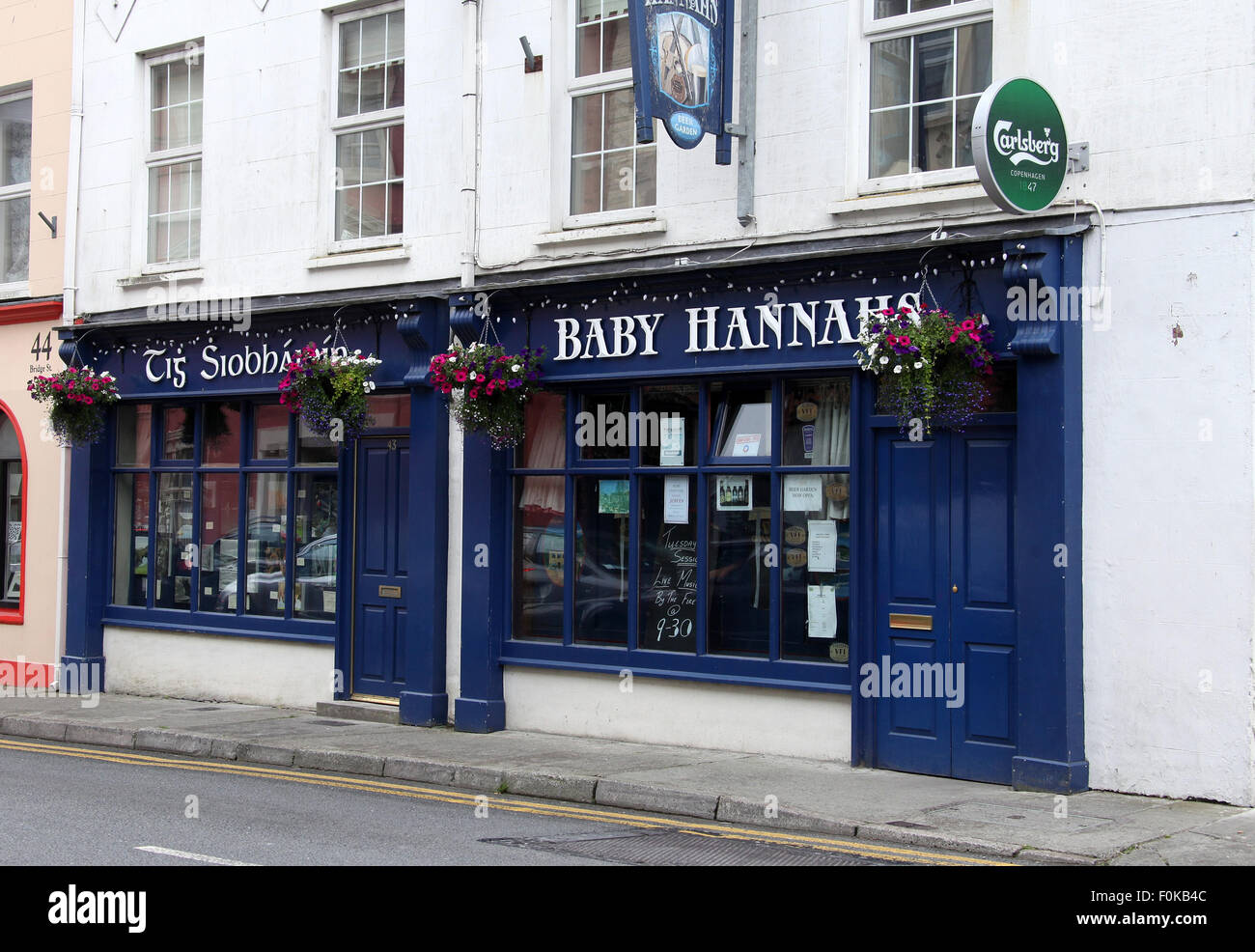 Baby Hannahs Pub in Skibbereen which famous for traditional music Stock Photo