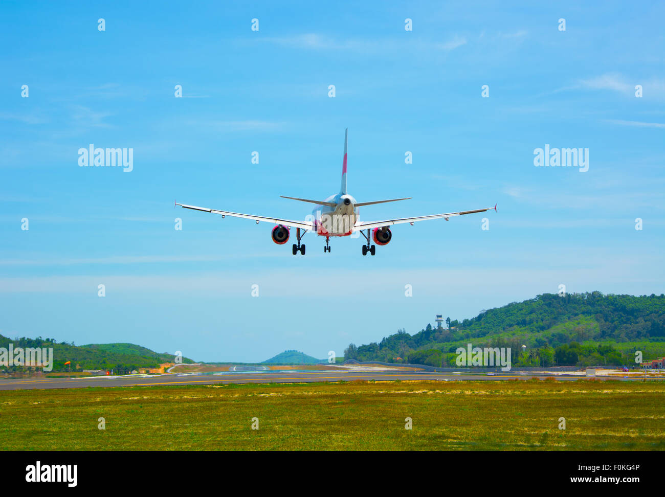 Twin turbine engines hi-res stock photography and images - Alamy