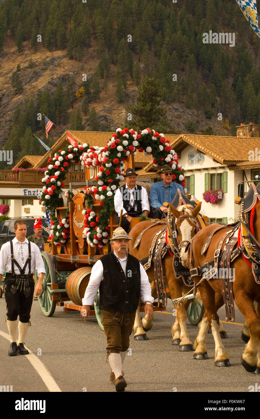 Procession wagon hi-res stock photography and images - Alamy