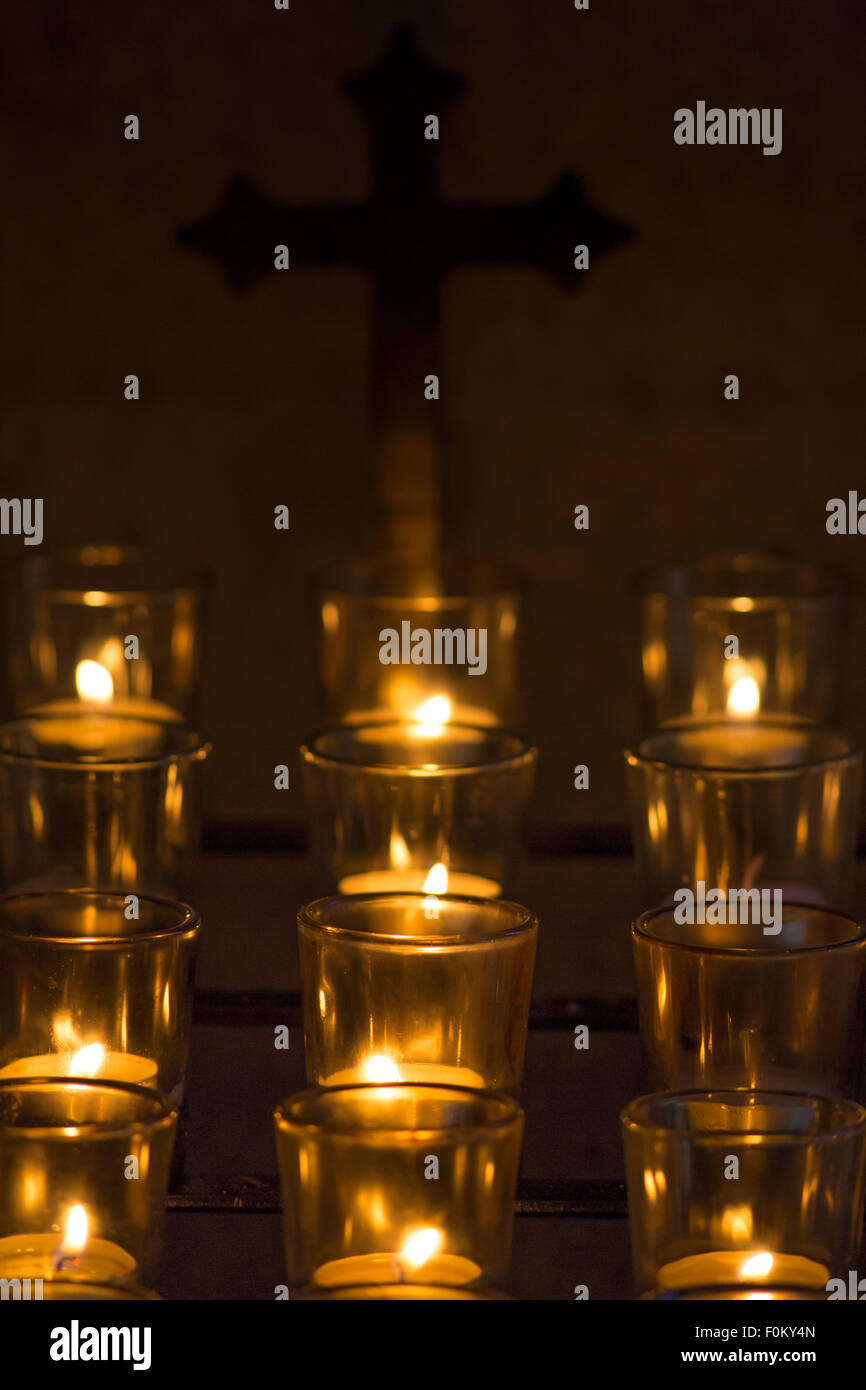 Votive or prayer candles in the Christchurch Cathedral in San Francisco Stock Photo Alamy