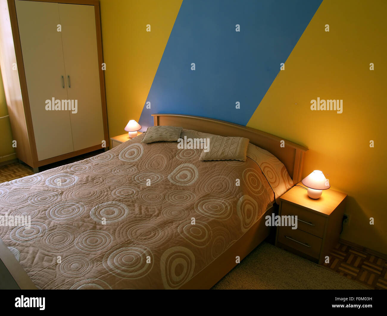 Bedroom with queen bed Stock Photo Alamy