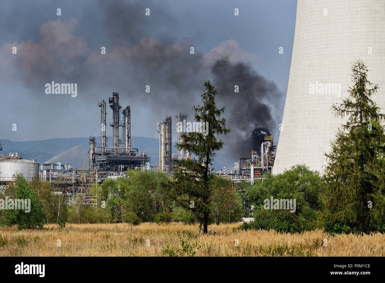 Unipetrol petrochemical plant, fire Stock Photo - Alamy