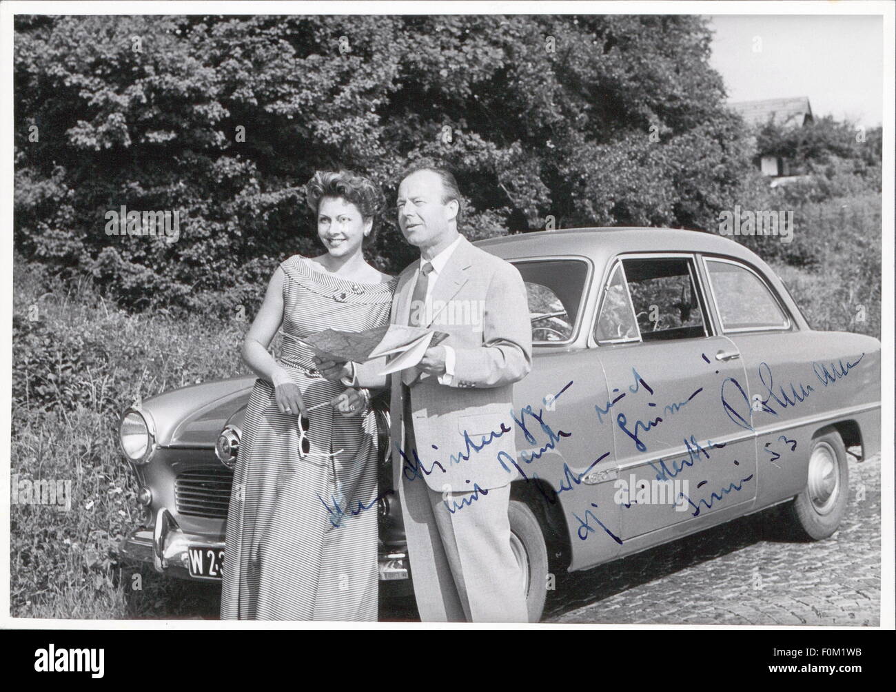 Rühmann, Heinz, 7.3.1902 - 3.10.1994, German actor, half length, with second wife Hertha Feiler, June 1953, Stock Photo