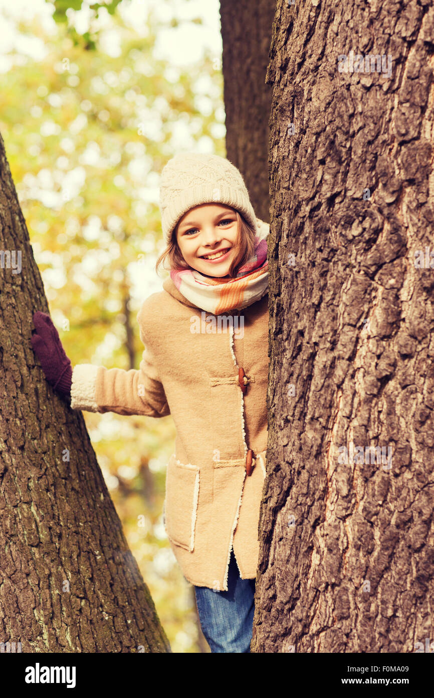 smiling little girl autumn in park Stock Photo - Alamy