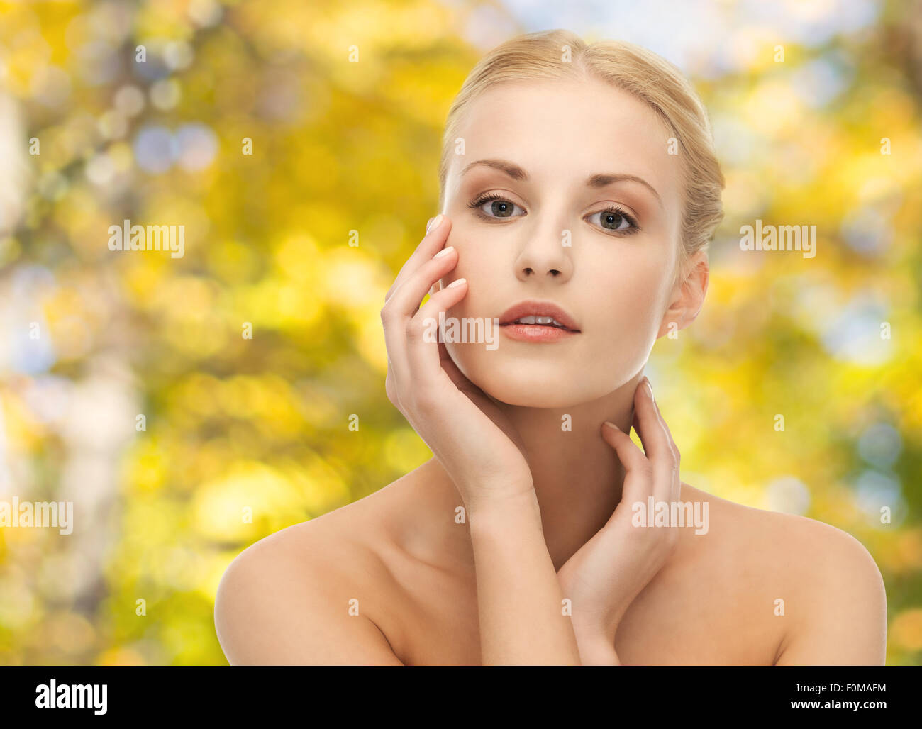 уход за кожей осенью. осень кожа. сухость кожи осенью. сухая кожа осенью. осенние косметологические процедуры.