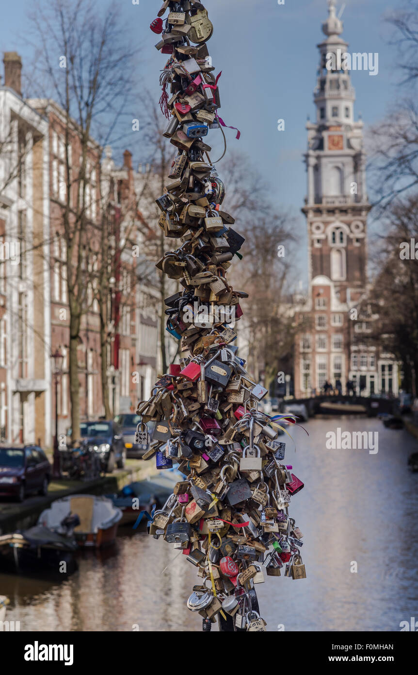 padlock on bridge Stock Photo Alamy