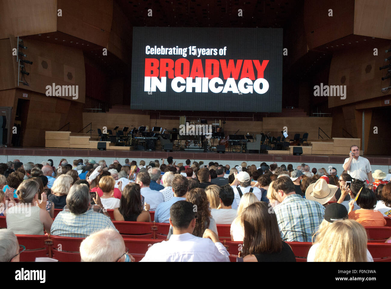 Chicago, Illinois, USA. 17th Aug, 2015. Sunday, August 17, Broadway in Chicago delighted the