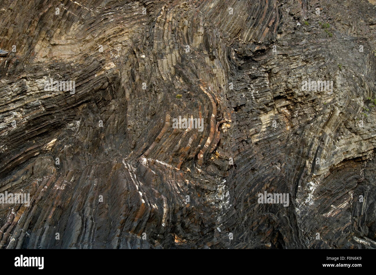 Folded Pattern On Rocks Folded patterns rocks hi-res stock photography and images - Alamy