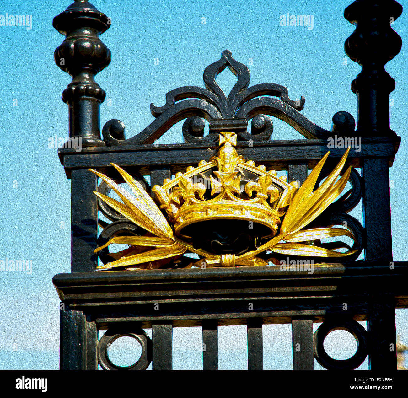 in london england the old metal gate royal palace Stock Photo - Alamy