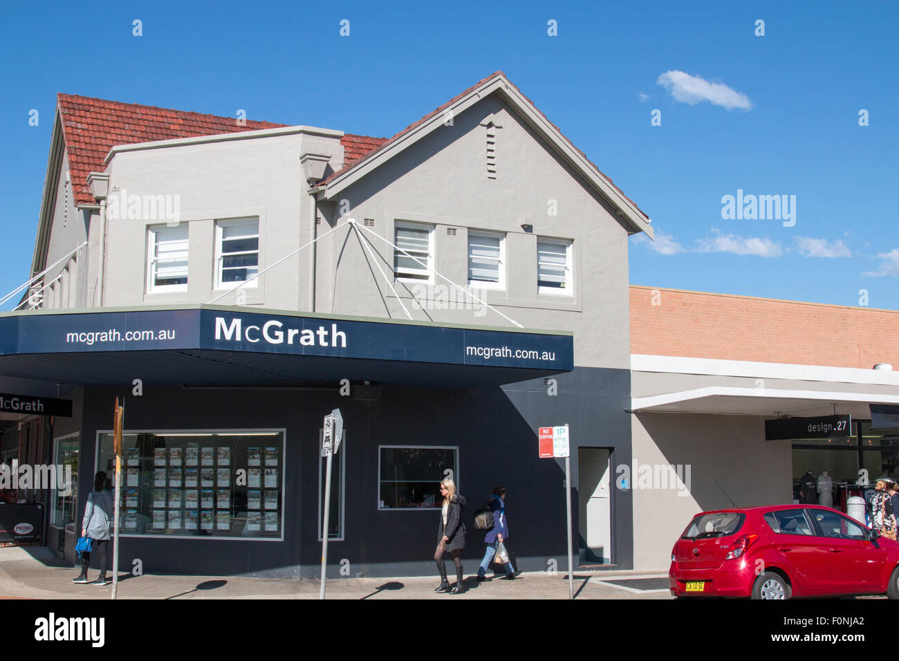 Mcgrath estate agents hires stock photography and images Alamy