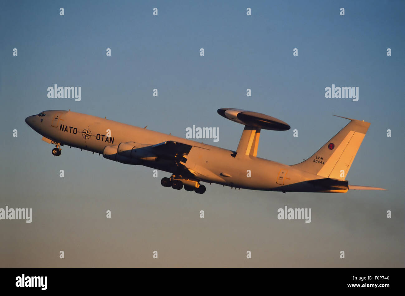 Early military aircraft hires stock photography and images Alamy
