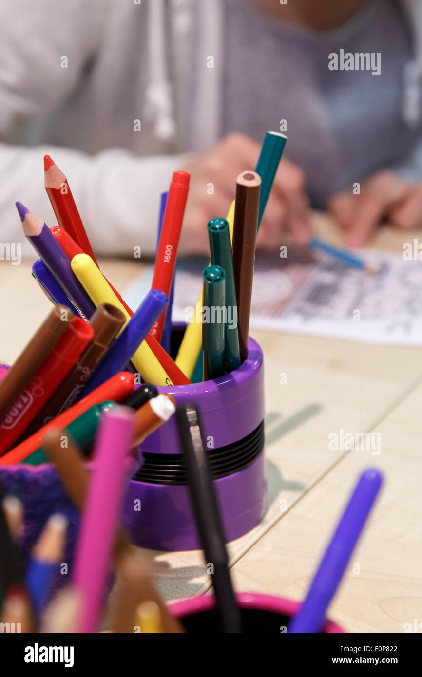 Pencil cases hires stock photography and images Alamy