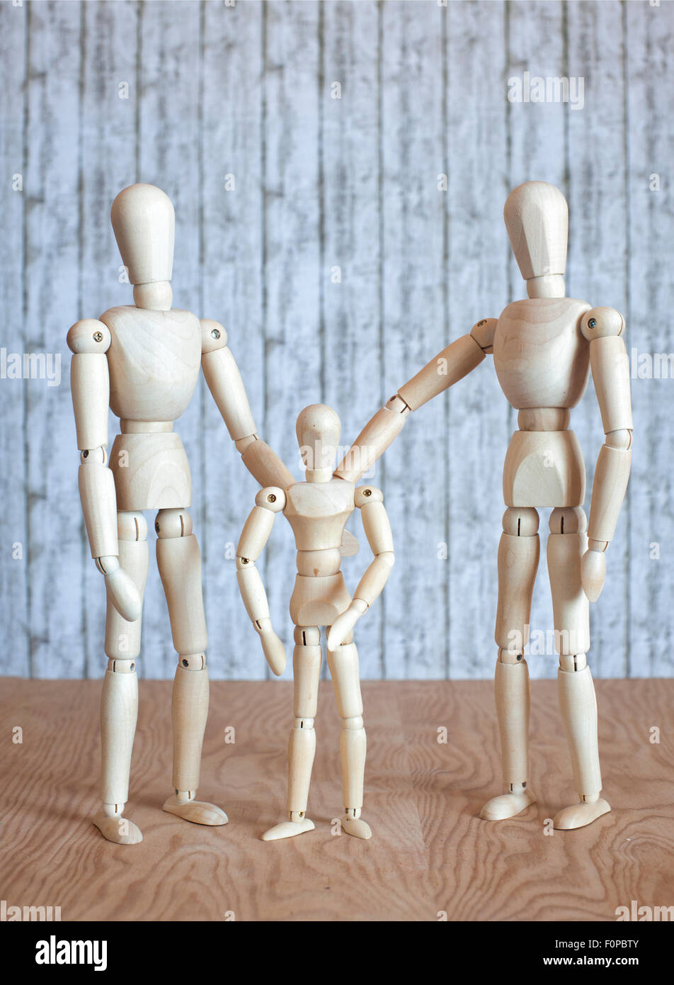 Photos wooden dolls, happy family with children Stock Photo - Alamy