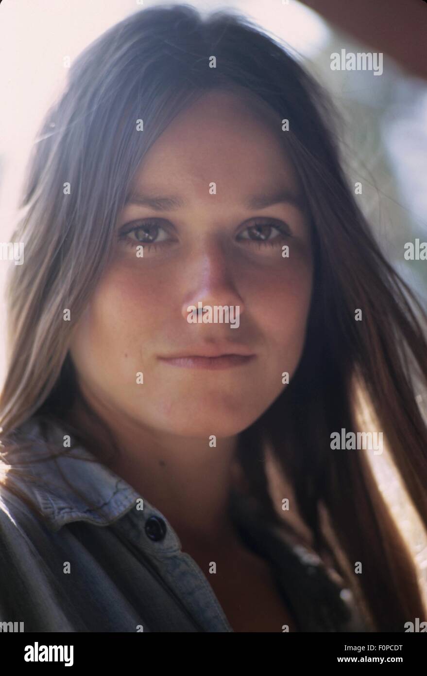 Veb-kamera orqali virtual jinsiy aloqa