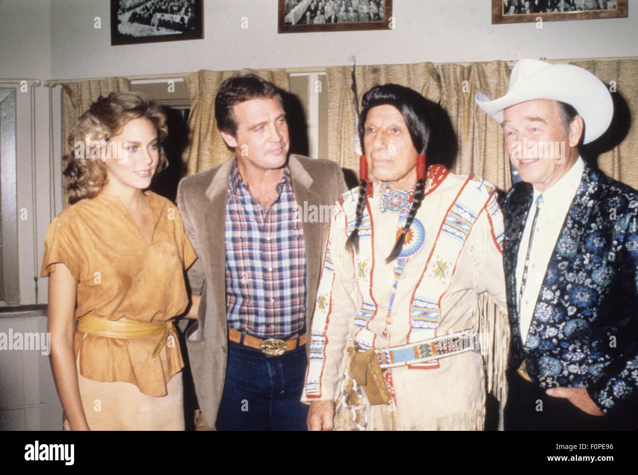 LEE MAJORS Shawn Weatherly Iron Eyes Cody Ron Rogers 1982.e6950