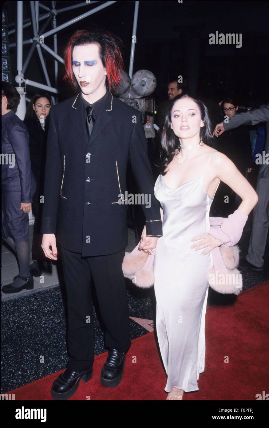 ROSE McGOWAN with Marlyn Manson.Jawbreaker premiere Los Angeles Ca. 1999.k14744mr. © Milan Ryba/Globe Photos/ZUMA Wire/ZUMA Wire/Alamy Live News Stock Photo