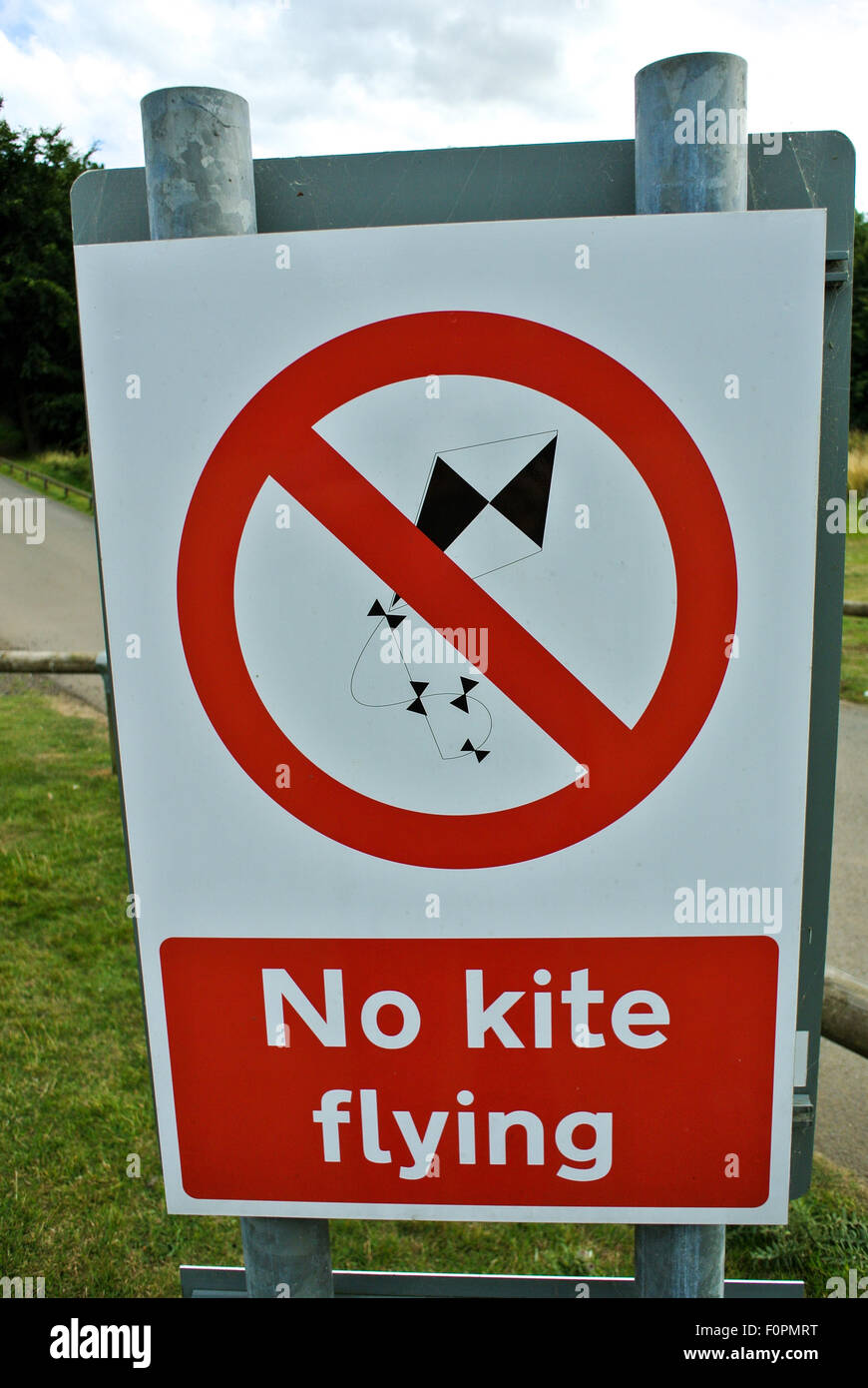 No kite flying dangerous Stock Photo Alamy