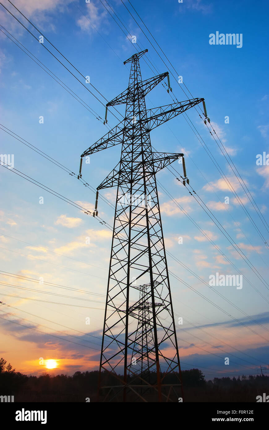 High voltage power line hi-res stock photography and images - Alamy