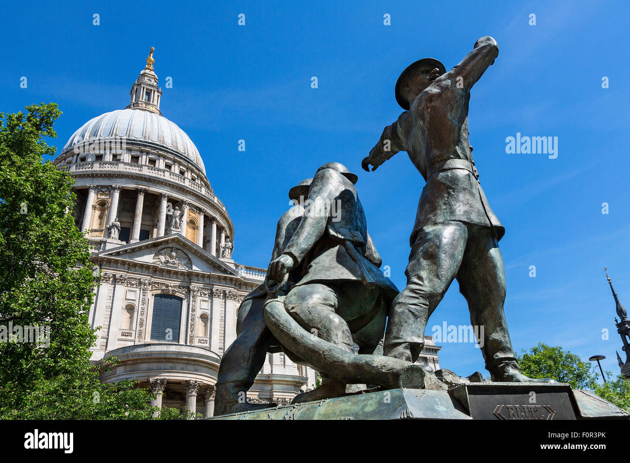 London, St Paul's Cathedral and Firefighters National Memorial Stock Photo