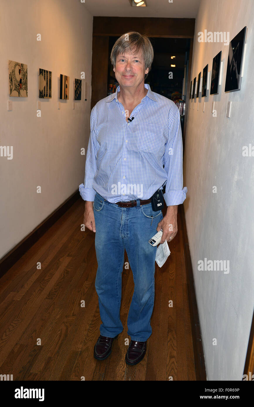 Dave barry author hi-res stock photography and images - Alamy