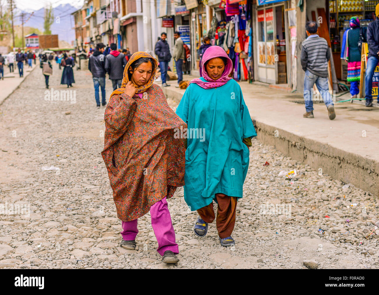 Teimuraz Takara - Dress Design: Jammu Kashmir People Dress