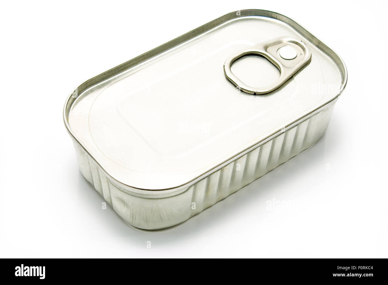 Банка тунца. Консервы рисунок. A tin of fish. Сардина рыба в банке. Консервная банка.