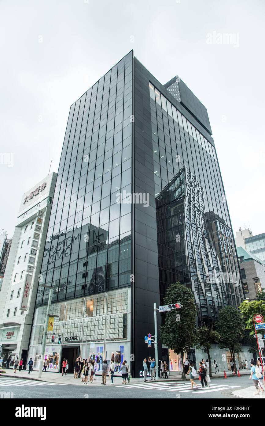 Chanel Store Ginza,Chuo-Ku,Tokyo,Japan Stock Photo - Alamy