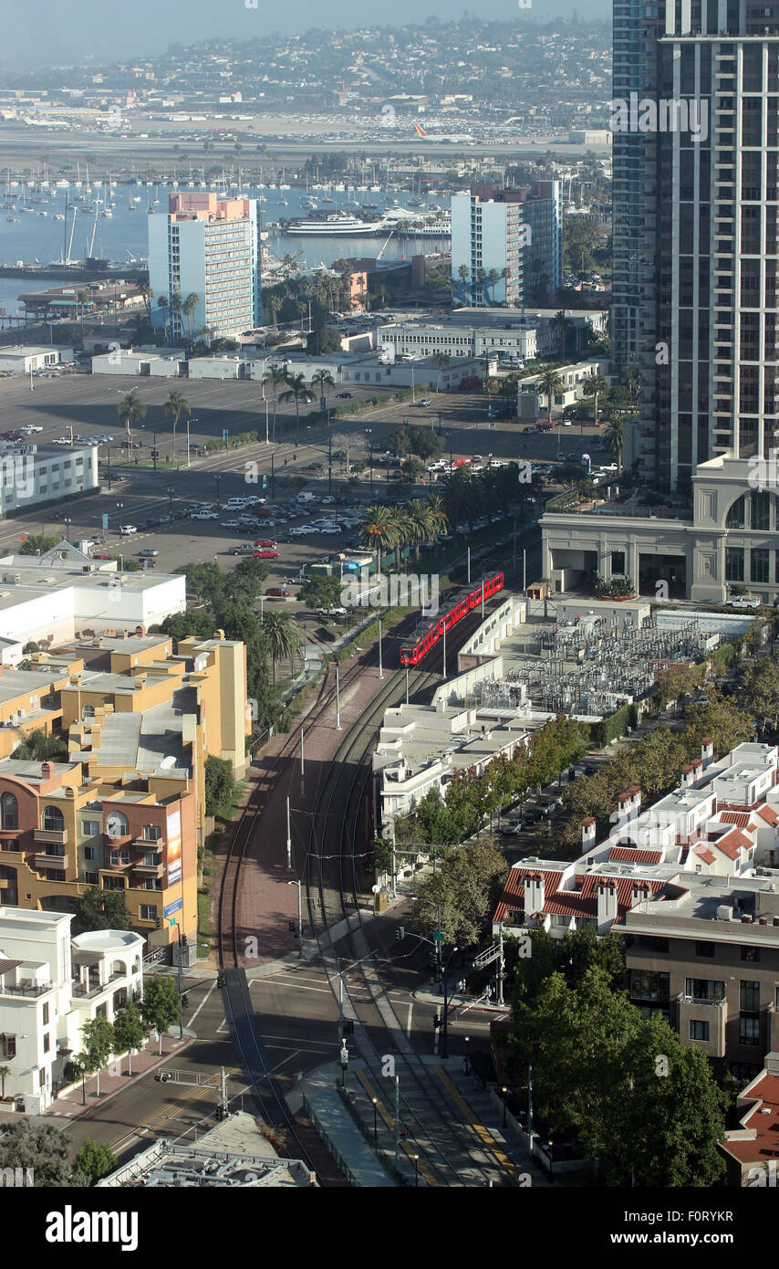 Aerial sail marina bay downtown hi-res stock photography and images - Alamy