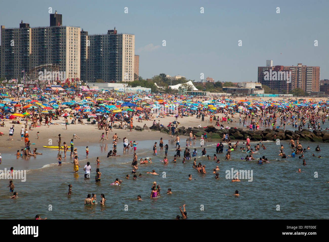 Sunbathe island hi-res stock photography and images - Alamy