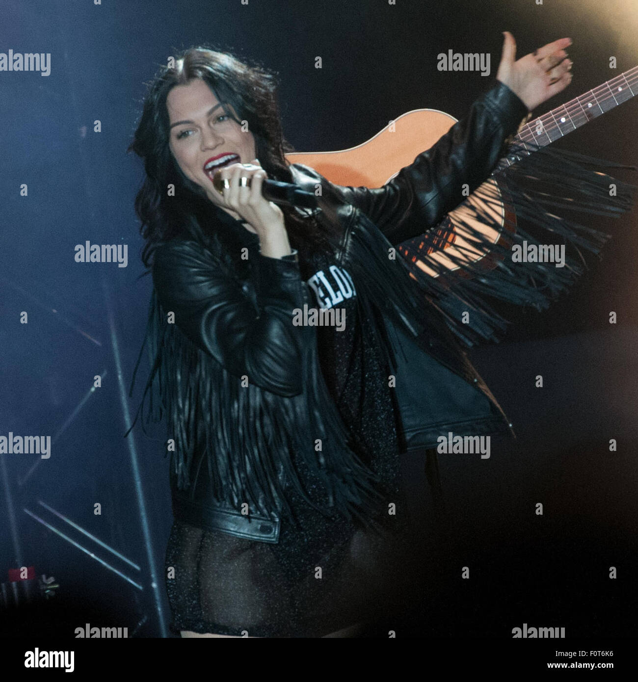 Jessie J Performs At The Festival Jardins De Pedralbes In Barcelona On Her Sweet Talker World Tour Featuring Jessie J Where Barcelona Spain When 18 Jun 15 Stock Photo Alamy Jessie J Performs At The Festival Jardins De Pedralbes In Barcelona On Her Sweet Talker World Tour Featuring Jessie J Where Barcelona Spain When 18 Jun 15 Stock Photo Alamy