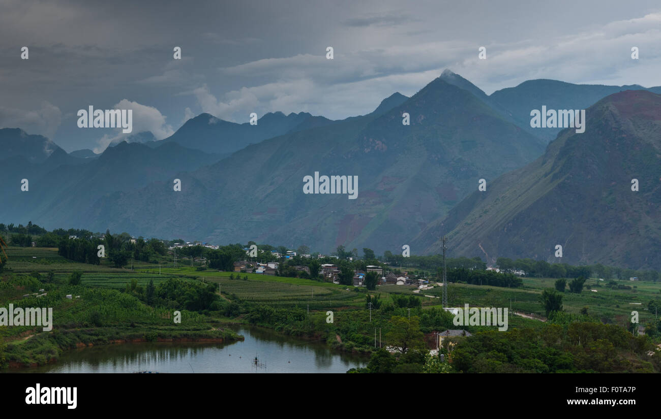 Rural china farming hi-res stock photography and images - Alamy