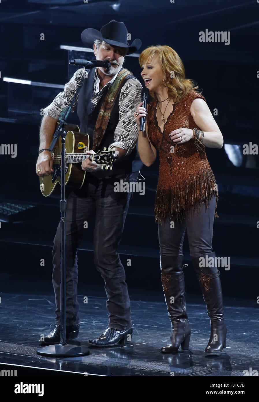 Reba, Brooks & Dunn Together In Vegas at The Colosseum at Caesars