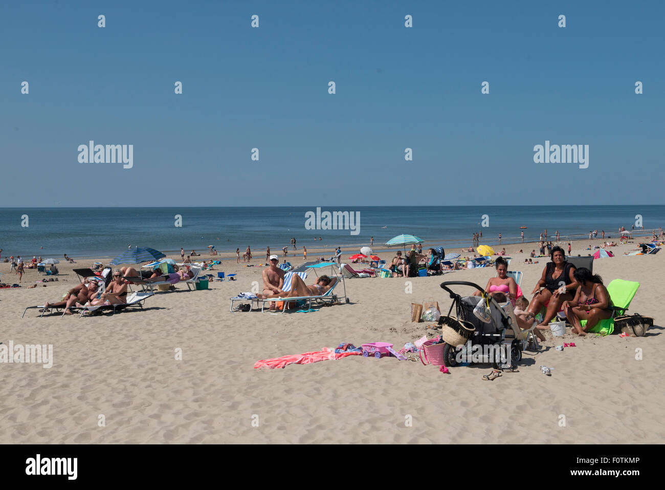 Holidaymakers on the beach, Wijk aan Zee, Netherlands Stock Photo