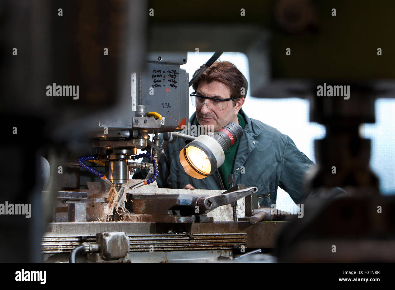 Metal testing hi-res stock photography and images - Alamy