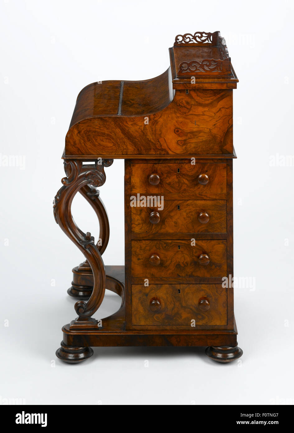 Victorian writing desk hi-res stock photography and images - Alamy