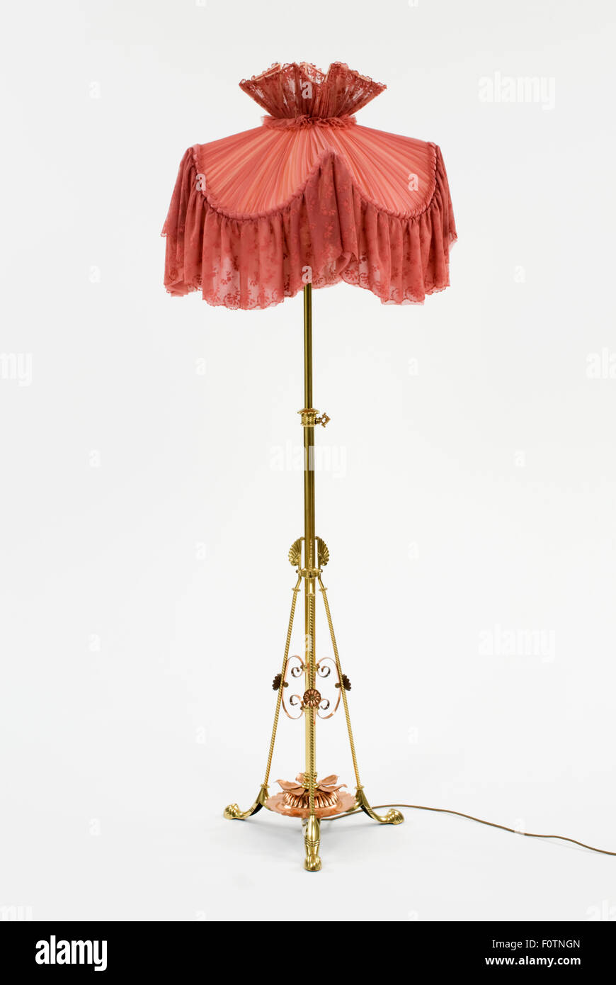 Standard lamps hi-res stock photography and images - Alamy