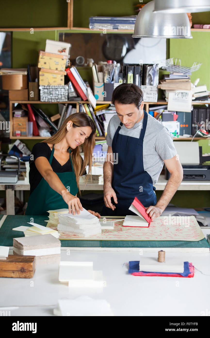 Employee worker workers working apron hi-res stock photography and ...