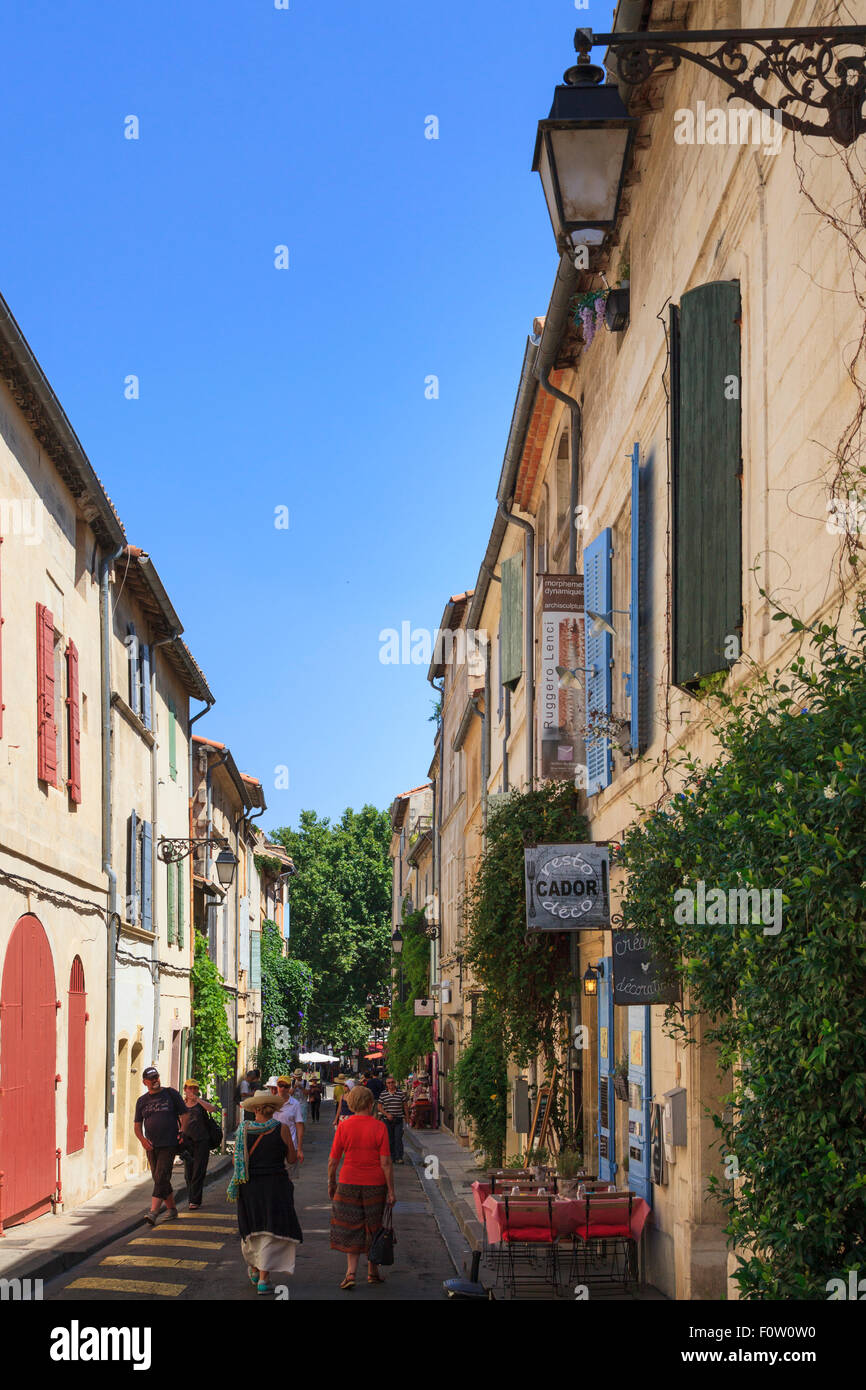 Narrow streets in the town centre of Arles France Stock Photo