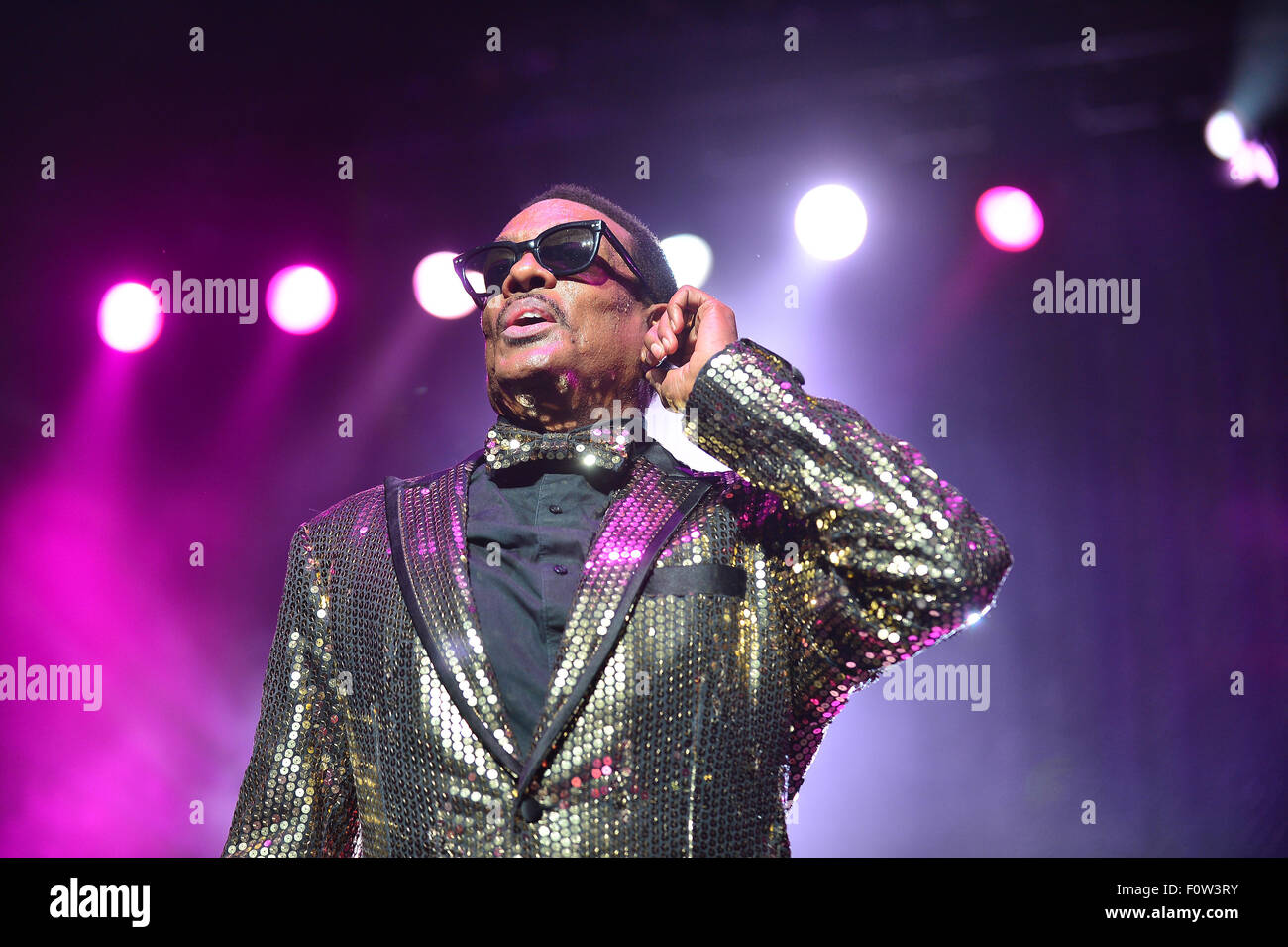 Charlie Wilson performs at the AmericanAirlines Arena Featuring Charlie Wilson Where Miami